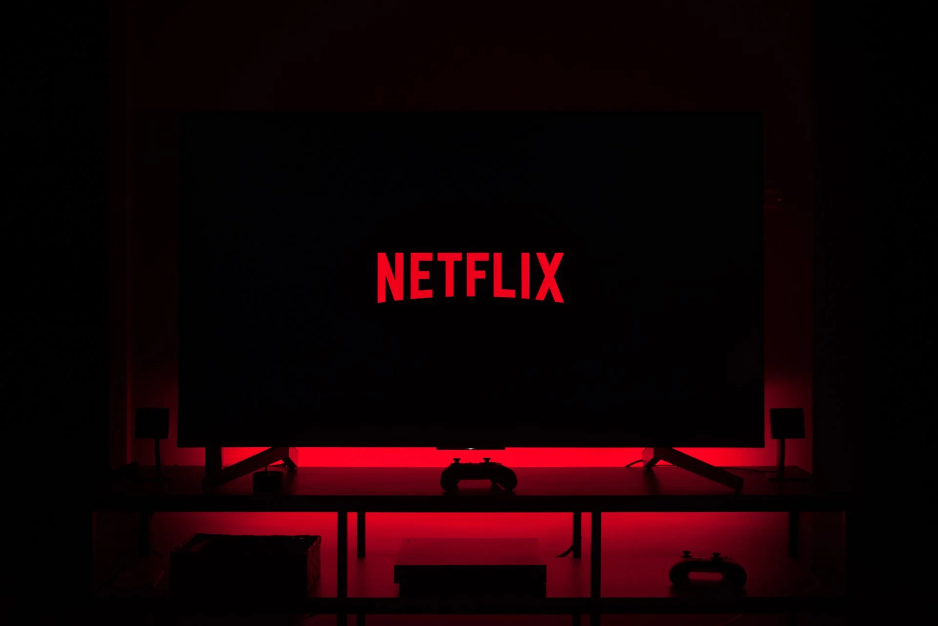 Collage di locandine delle serie tv Netflix in uscita a luglio 2026